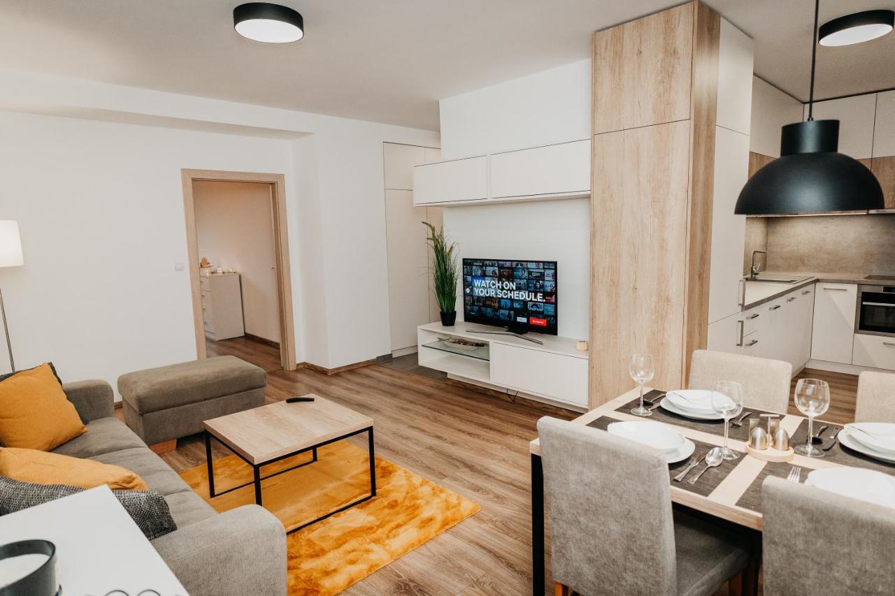 Old Town City Center Apartment 2 - Private Parking Included Košice Exterior foto